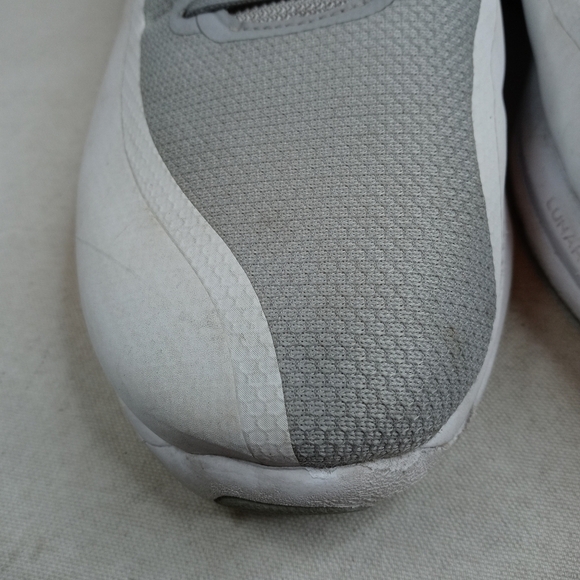 Nike Jordan Trainer. White 881463-008 Size 13. 318 main image 10